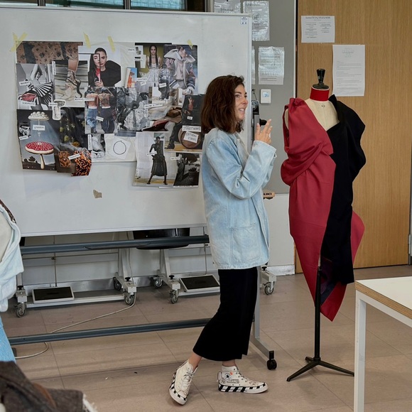 Meet your Posher, AP! - Picture 3 of 8